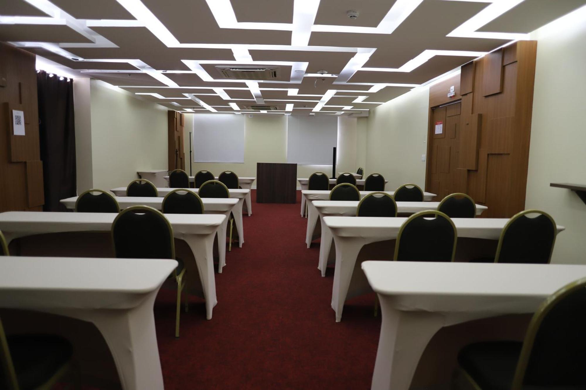 Ramada By Wyndham Manaus Torres Center Hotel Exterior photo